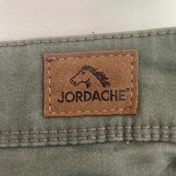 Jordache - Size 8 Skinny Jean - Picture 4 of 4